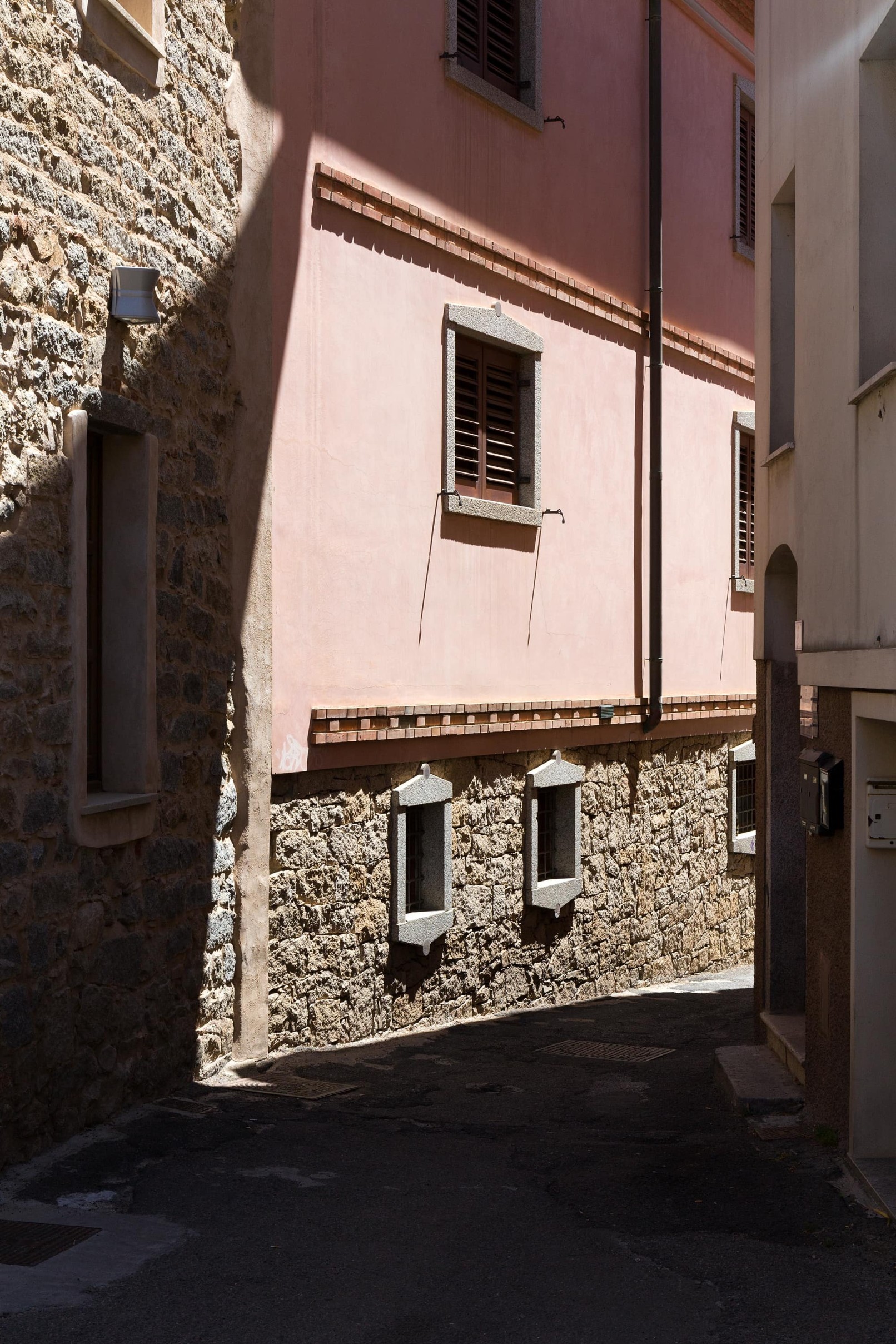 Nuoro Side Street 01
